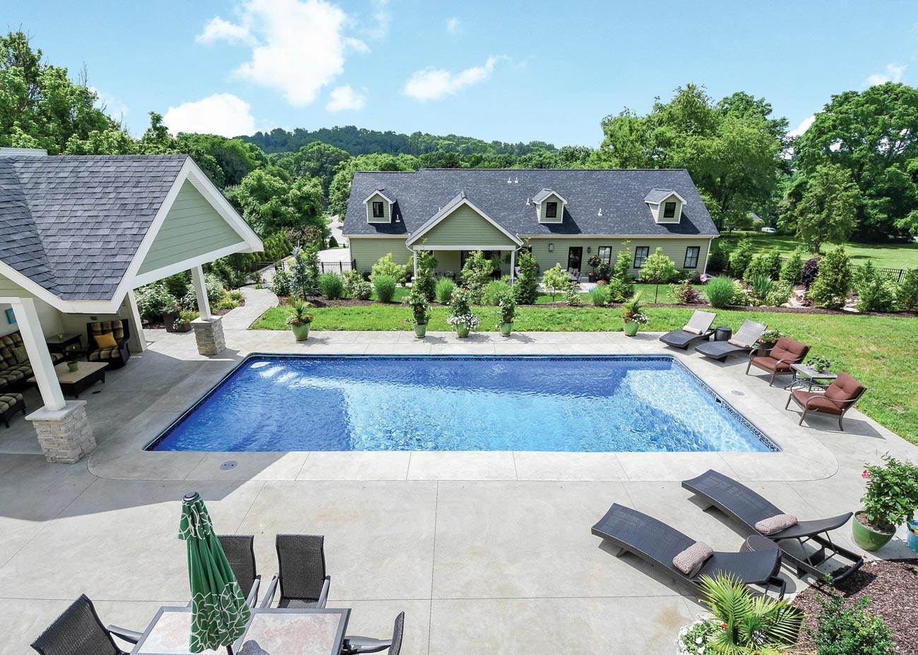Latham Barcelona Fiberglass Pool
