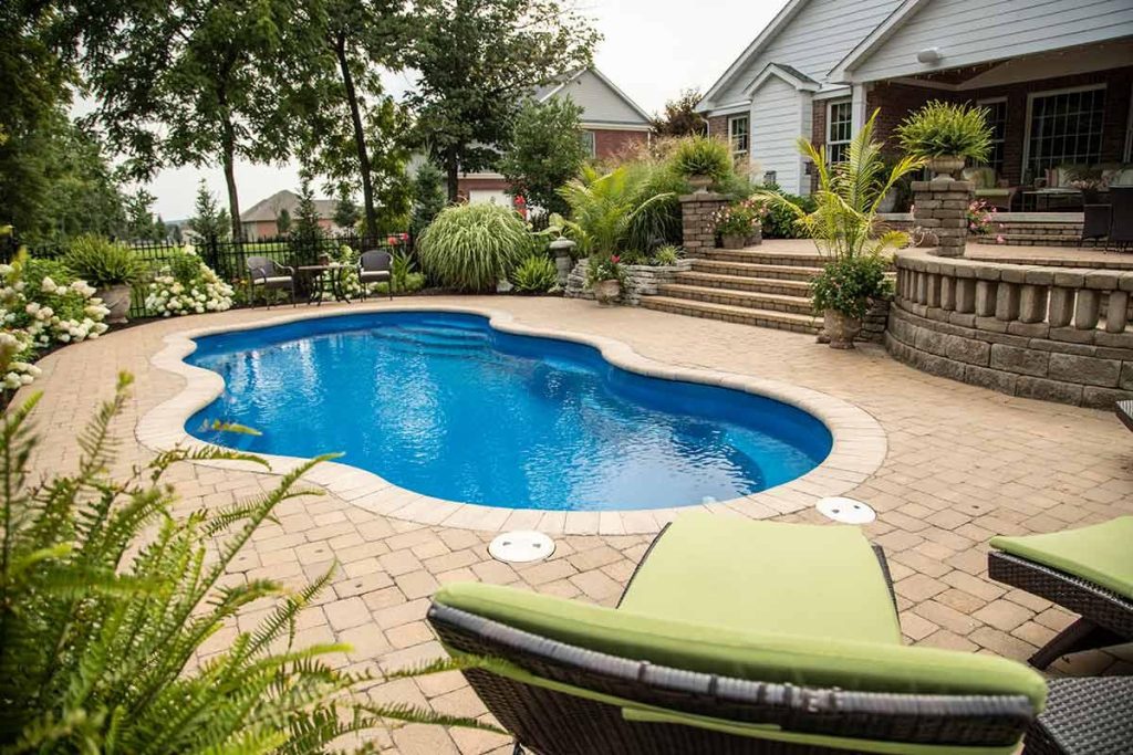 
 2026 Latham Bermuda 14 Fiberglass Pool